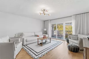 2599 Dolly Bay Dr, Palm Harbor, FL 34684 - Photo 6