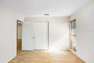 4411 Hollow Branch Ct, Tampa, FL 33624 - Photo 16