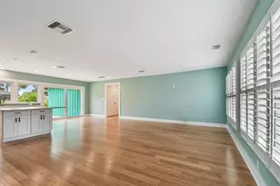 340 Mehlenbacher Rd, Belleair, FL 33756 - Photo 8