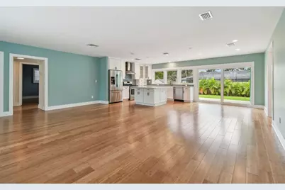 340 Mehlenbacher Road, Belleair, FL 33756 - Photo 10