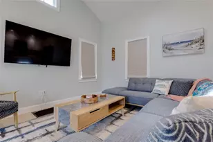 448 Locklie St, Dunedin, FL 34698 - Photo 12