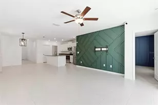 6451 Beverly Hls Dr, Zephyrhills, FL 33541 - Photo 18