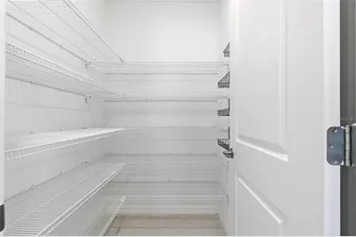 6451 Beverly Hills Drive, Zephyrhills, FL 33541 - Photo 16