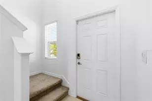 6451 Beverly Hls Dr, Zephyrhills, FL 33541 - Photo 6