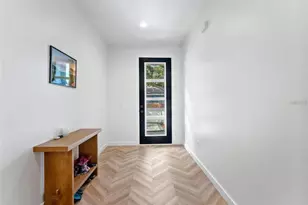 102 W Adalee, Tampa, FL 33603 - Photo 6