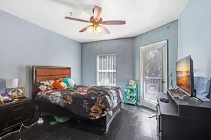 5031 Sunridge Palms Dr, Tampa, FL 33617 - Photo 14