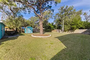 8011 26th Ave N, Saint Petersburg, FL 33710 - Photo 28