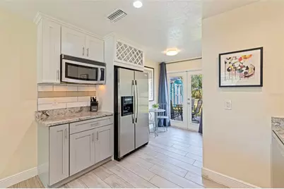 8011 26th Avenue N, Saint Petersburg, FL 33710 - Photo 8