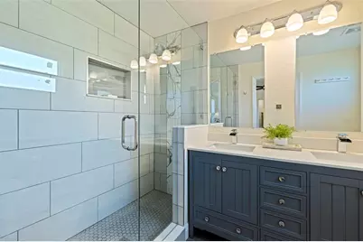 8011 26th Avenue N, Saint Petersburg, FL 33710 - Photo 16