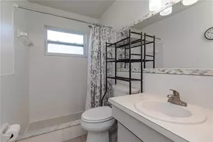 748 Helmsman St, Palm Harbor, FL 34685 - Photo 16