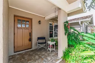 748 Helmsman St, Palm Harbor, FL 34685 - Photo 2