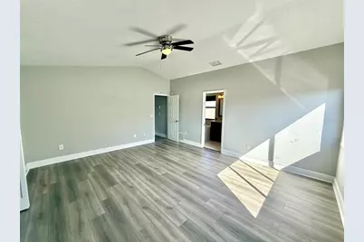 8758 Huntfield Street, Tampa, FL 33635 - Photo 18