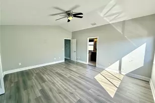 8758 Huntfield St, Tampa, FL 33635 - Photo 18