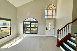 8758 Huntfield St, Tampa, FL 33635 - Photo 4