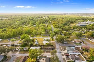 704 W Alamo Dr, Lakeland, FL 33813 - Photo 34