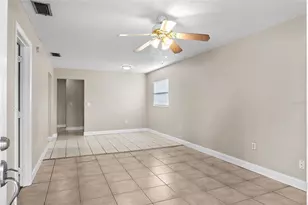 704 W Alamo Dr, Lakeland, FL 33813 - Photo 6