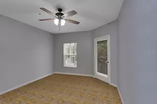 5032 Sunridge Palms Dr, Tampa, FL 33617 - Photo 14