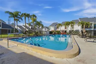 643 Haven Pl, Tarpon Springs, FL 34689 - Photo 32