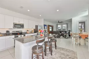 10824 Fanning Spgs Ct, Tampa, FL 33647 - Photo 4