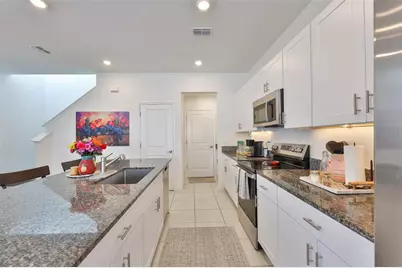 10824 Fanning Springs Court, Tampa, FL 33647 - Photo 2