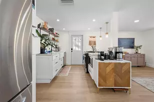 1028 Park Dr, Dunedin, FL 34698 - Photo 4