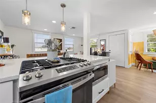 1028 Park Dr, Dunedin, FL 34698 - Photo 24