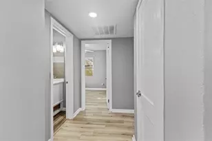 2302 S Thixton Ct, Tampa, FL 33629 - Photo 20