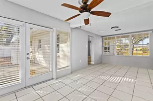 2302 S Thixton Ct, Tampa, FL 33629 - Photo 14