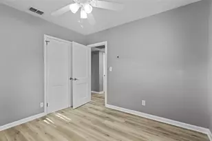 2302 S Thixton Ct, Tampa, FL 33629 - Photo 22