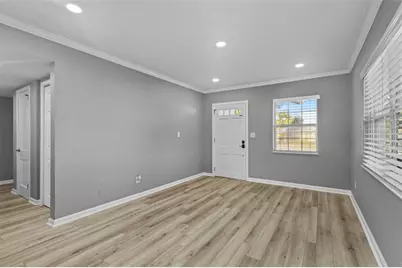 2302 S Thixton Court, Tampa, FL 33629 - Photo 8