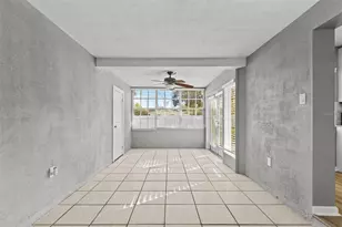 2302 S Thixton Ct, Tampa, FL 33629 - Photo 16