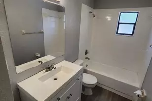 9498 Lynn Ln, Seminole, FL 33777 - Photo 6