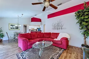 7517 Savannah Ln, Tampa, FL 33637 - Photo 10