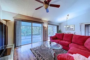 7517 Savannah Ln, Tampa, FL 33637 - Photo 12