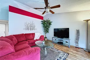 7517 Savannah Ln, Tampa, FL 33637 - Photo 8