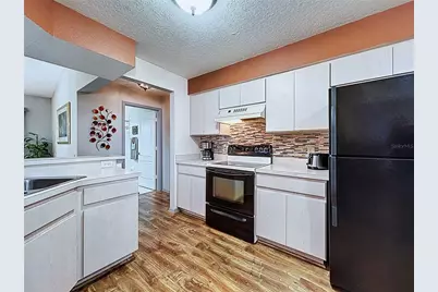 7517 Savannah Lane, Tampa, FL 33637 - Photo 26