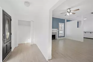 404 W Tever St, Plant City, FL 33563 - Photo 2