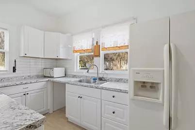 404 W Tever Street, Plant City, FL 33563 - Photo 4