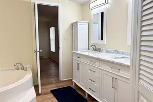 224 S Port Royal Ln, Apollo Beach, FL 33572 - Photo 14