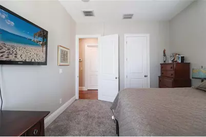 11105 5th Street E, Treasure Island, FL 33706 - Photo 32