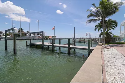 11105 5th Street E, Treasure Island, FL 33706 - Photo 2