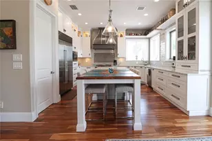 11105 5th St E, Treasure Island, FL 33706 - Photo 6