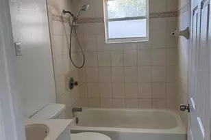 1203 N Maryland Ave, Plant City, FL 33563 - Photo 12