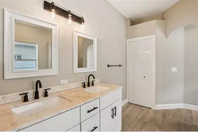 2700 Sierra Vista Way, Holiday, FL 34691 - Photo 30