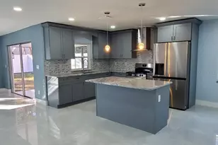 7607 Winging Way Dr, Tampa, FL 33615 - Photo 2