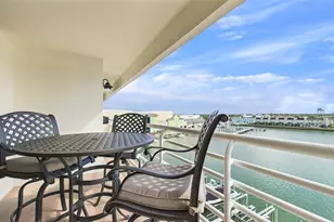 2539 Gary Cir, Dunedin, FL 34698 - Photo 14