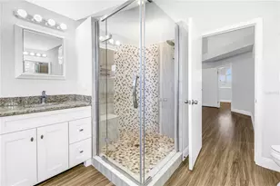 1605 Royal Palm Dr S, Gulfport, FL 33707 - Photo 26