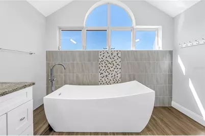 1605 Royal Palm Drive S #A, Gulfport, FL 33707 - Photo 24