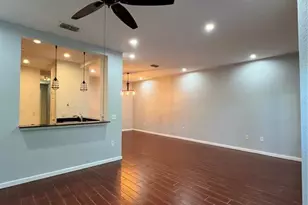 8210 Down Royal Rd, Tampa, FL 33610 - Photo 18