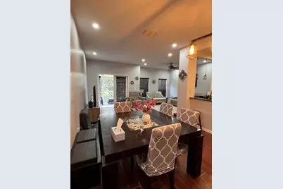 8210 Down Royal Road, Tampa, FL 33610 - Photo 12